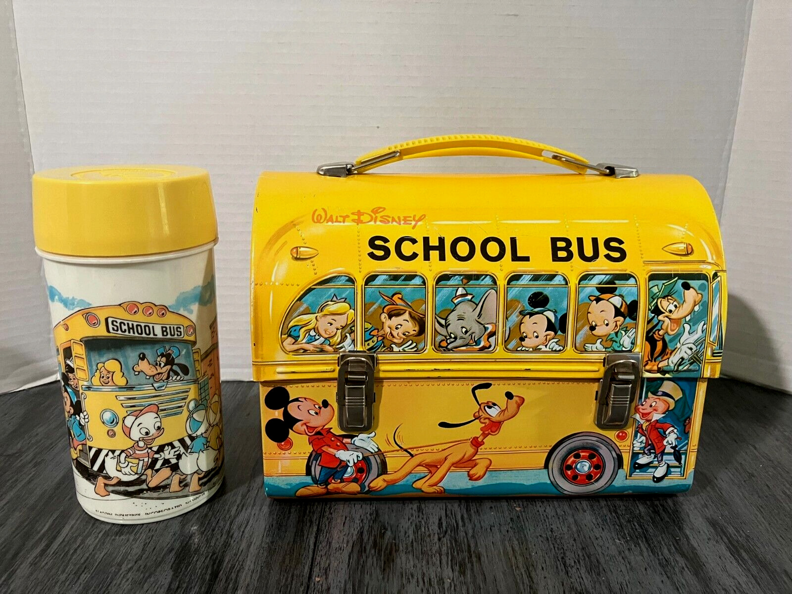 Vintage Walt Disney Yellow School Bus Metal Lunch Box  + Thermos  Aladdin 1960's