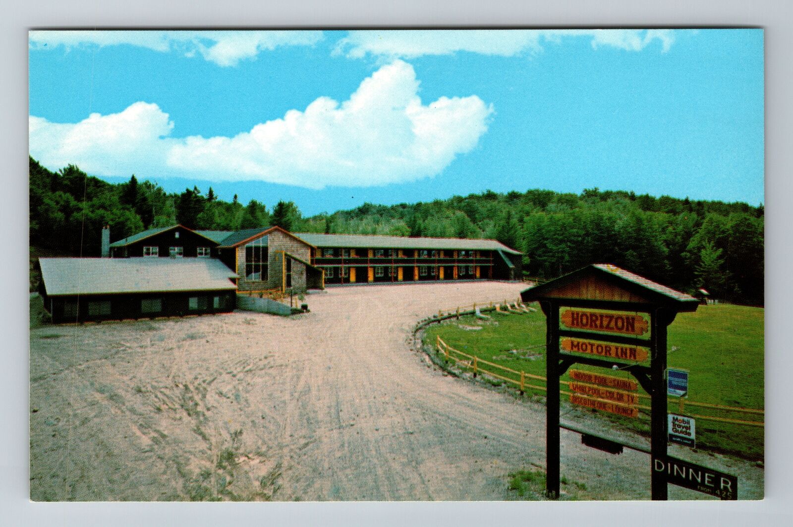 Wilmington VT-Vermont, Horizon, Motor Inn, Advertising Souvenir Vintage Postcard