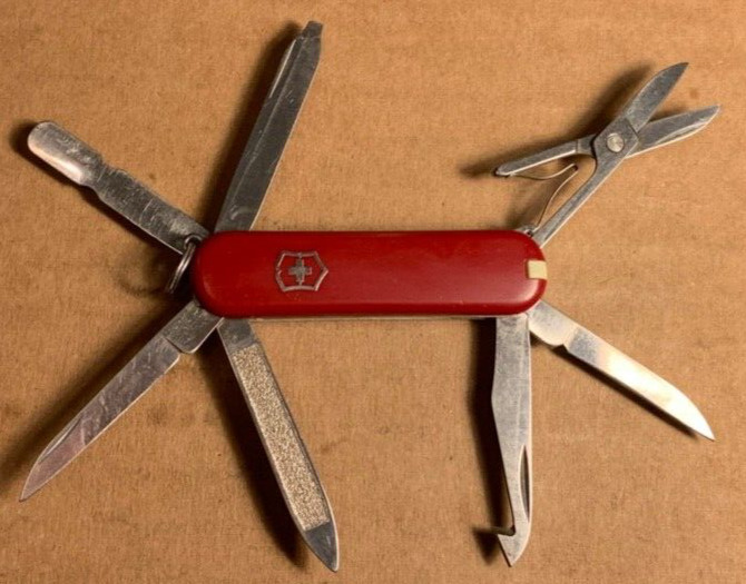Victorinox Red MiniChamp I Swiss Army Pocket Knives Folding 58mm