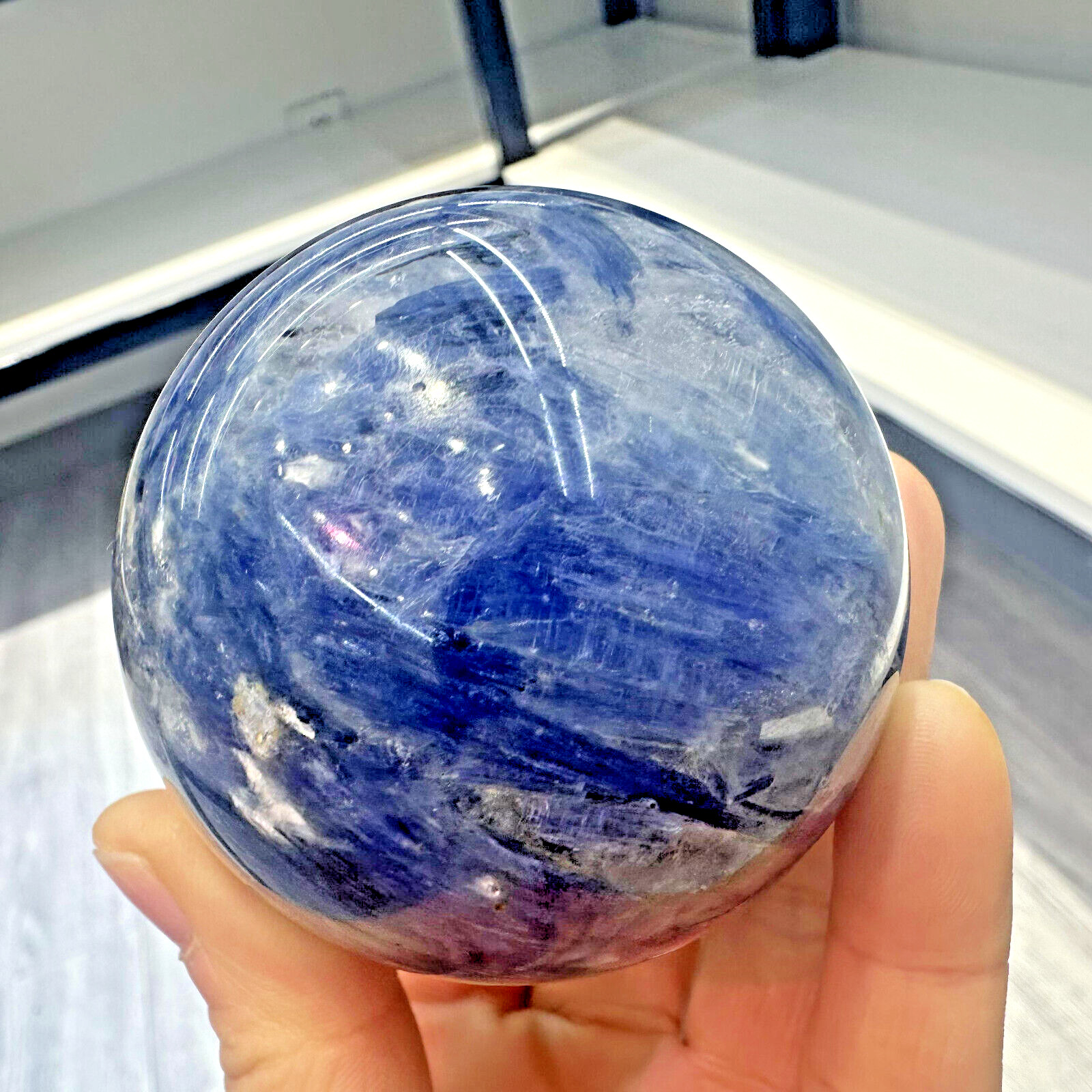 442g Natural kyanite Quartz Sphere Crystal Energy Ball Reiki Healing Gem Decor
