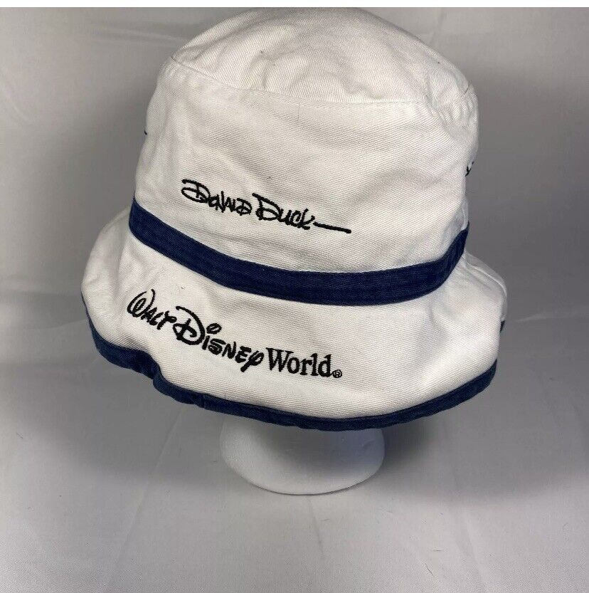 Walt Disney World Vintage White Bucket Hat Embroidered Character Signatures