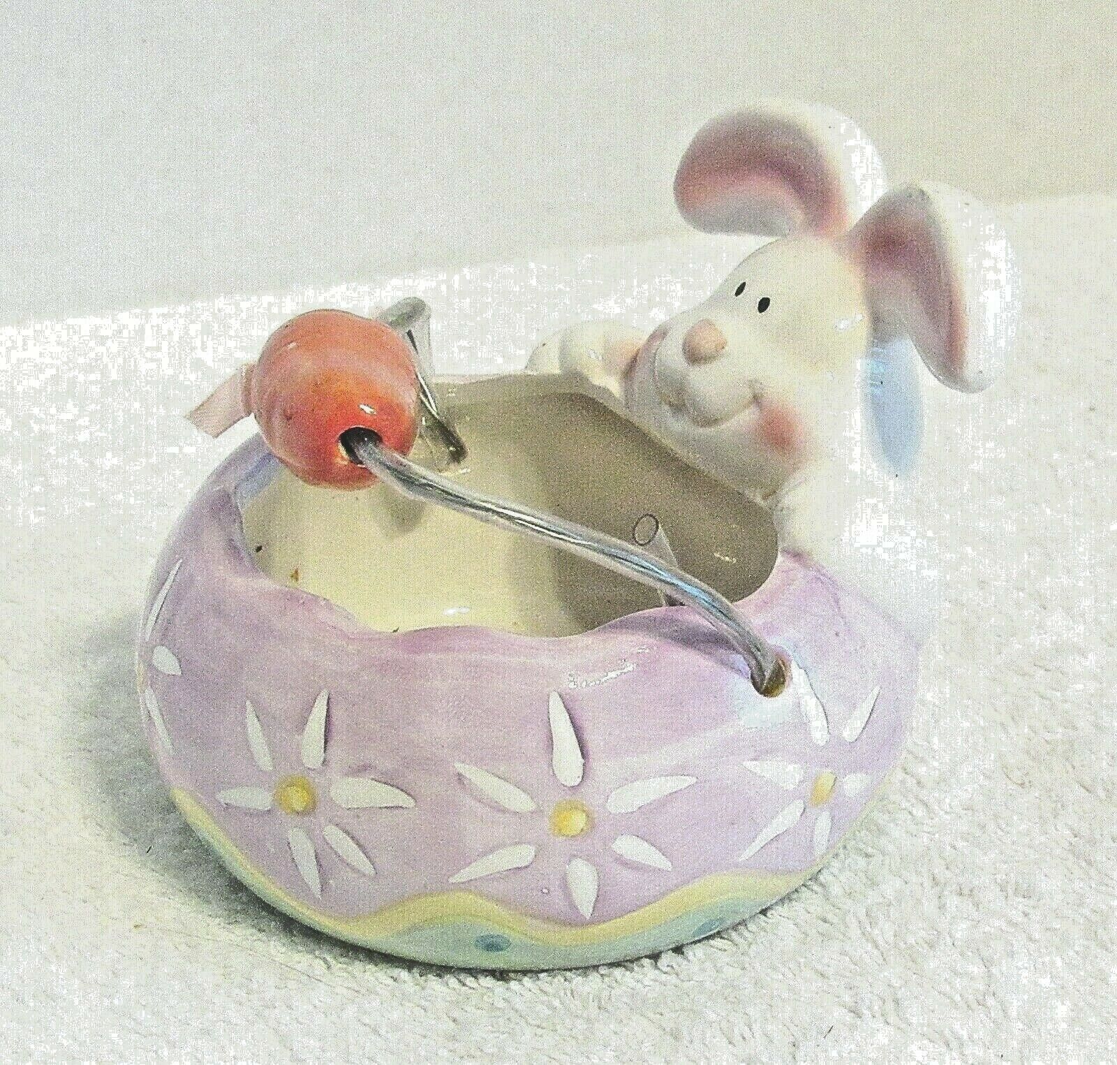 Vintage K Collections Bunny Rabbit Basket 4 Inches in Diameter