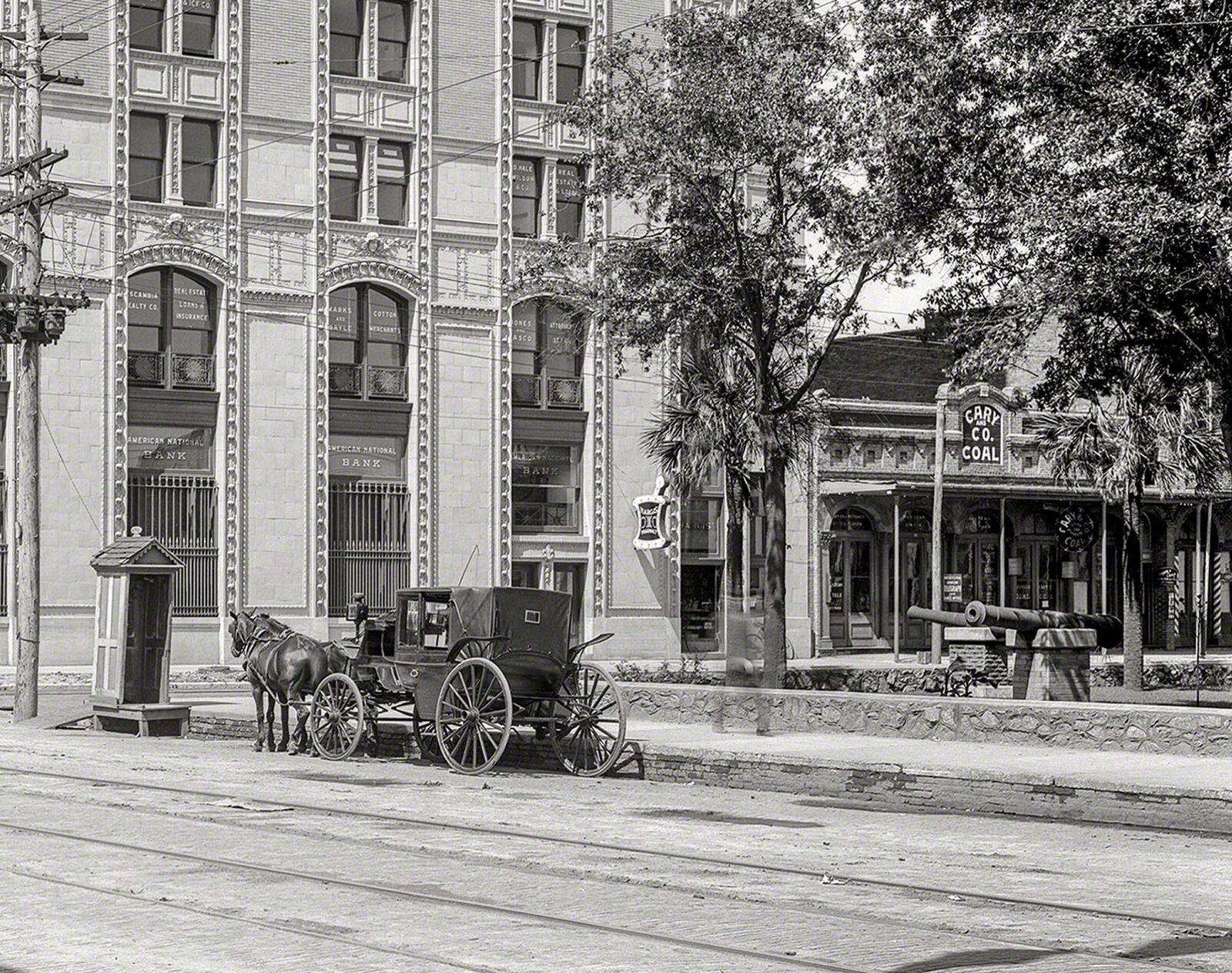 1910 PENSACOLA FLORIDA STREET SCENE 8.5X11 PHOTO