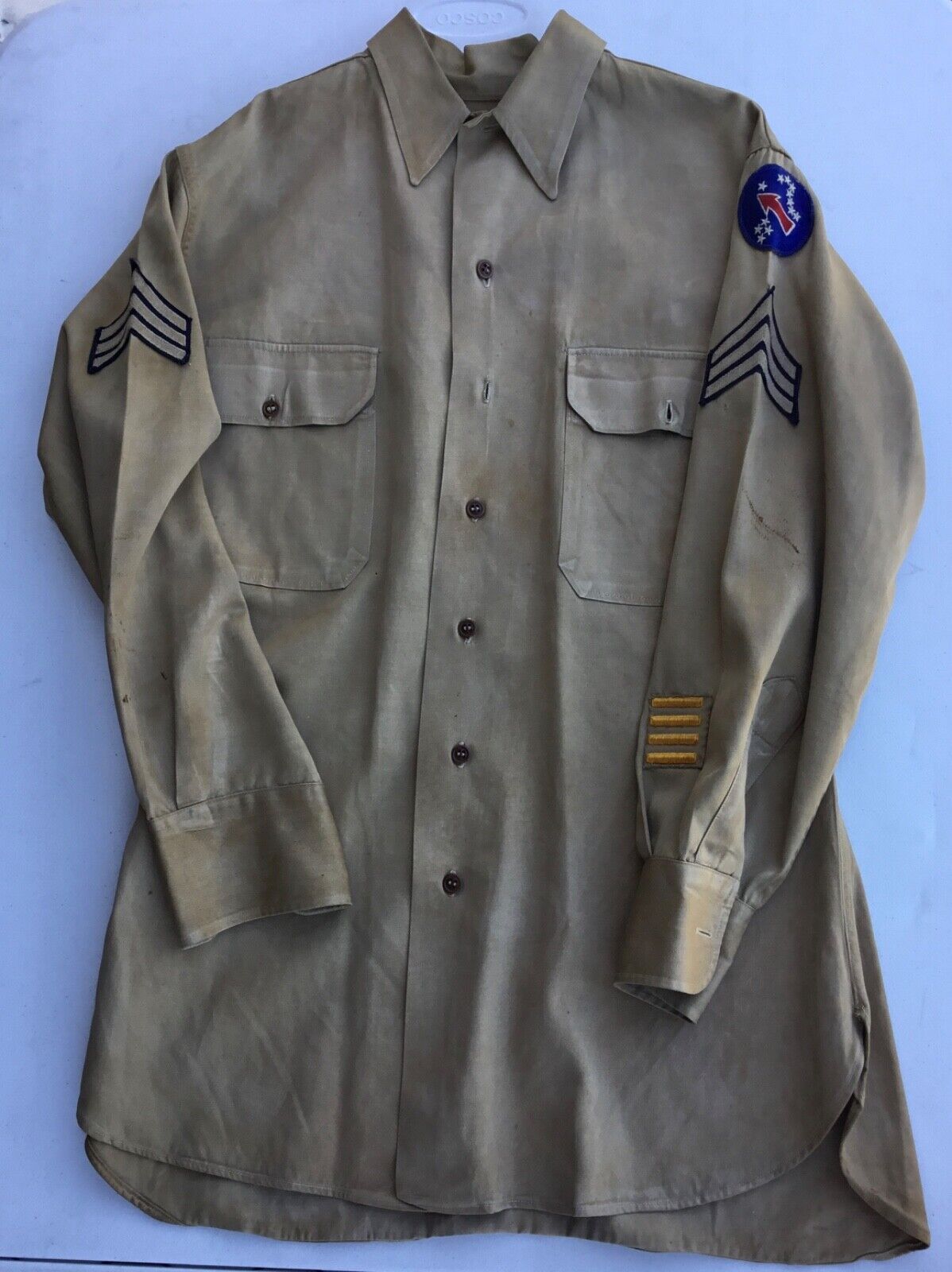 WW2 US Army Forces Pacific Ocean Area Sergeant Shirt with Patches Khaki Overseas