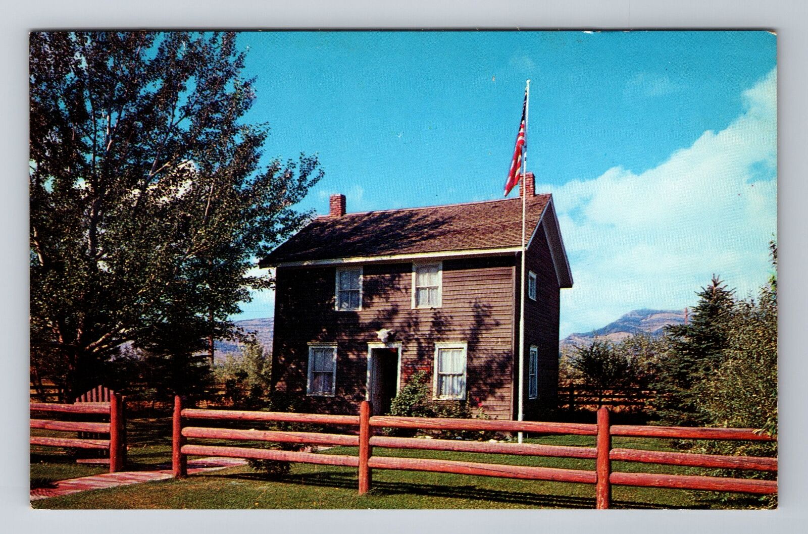 Cody WY-Wyoming, Buffalo Bill's Boyhood Home, Antique Vintage Souvenir Postcard