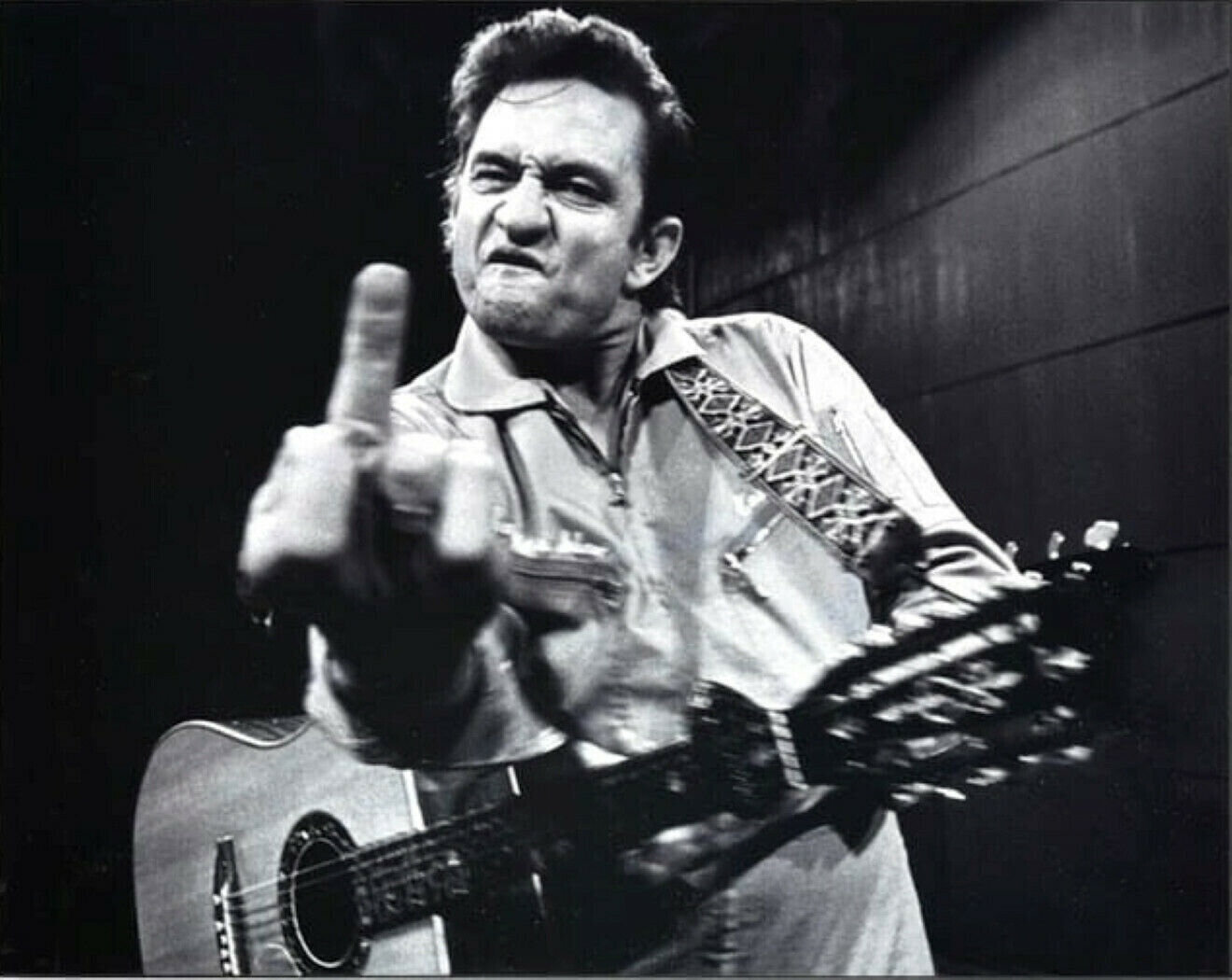Johnny Cash Flipping the Bird 8.5x11 Photo Reprint