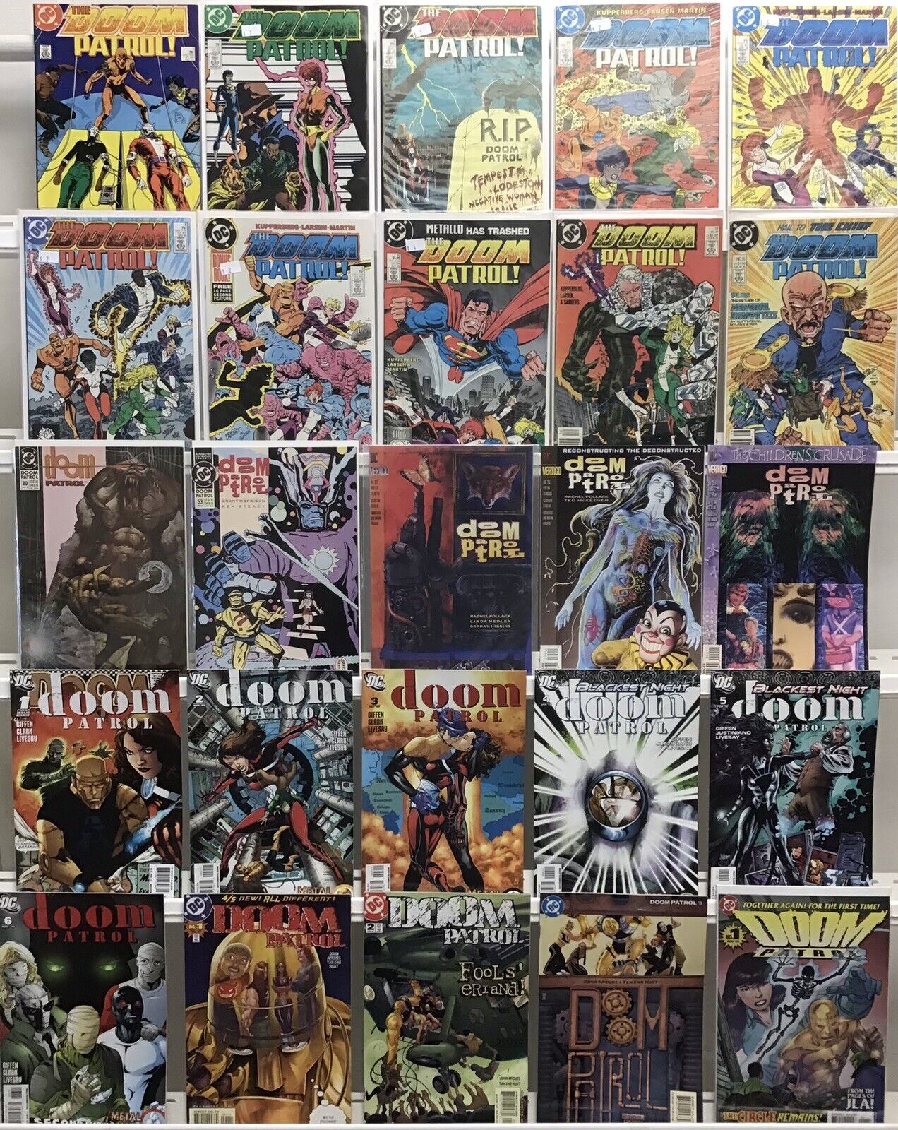 DC Comics Doom Patrol Lot Of 25 Comics