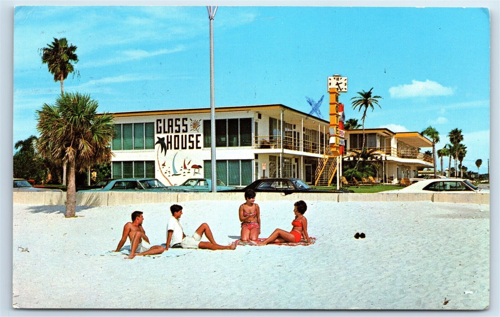Postcard Glass House Apartment Motel, Clearwater Beach, Florida 1975G196