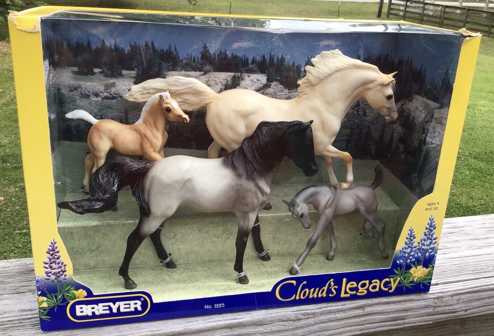 Breyer Horse Cloud's Legacy Set of 4 Mustangs Flint Bolder Cloud Blue Roan Mare