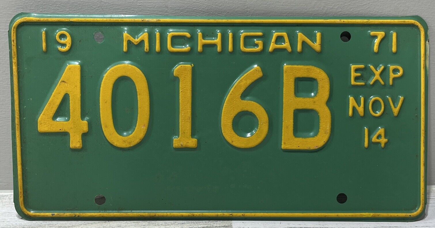Vintage 1971 Michigan Mint Green and Yellow License Plate 4016B Exp Nov 14