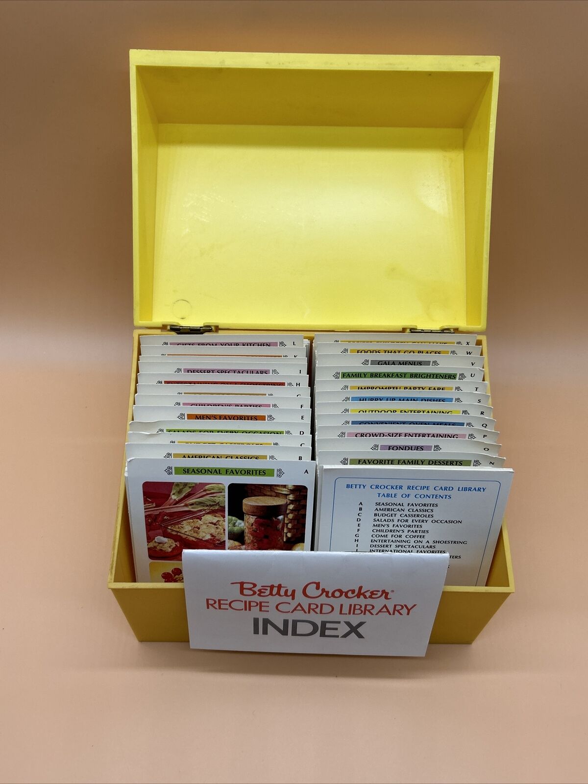 The Betty Crocker Recipe Card Library Vintage 1971 Yellow Box Unsure If Complete