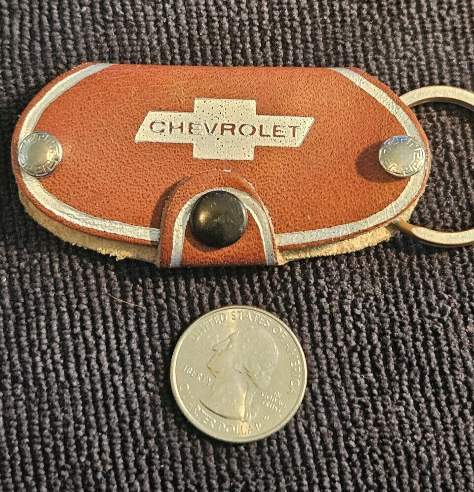 Vintage CHEVROLET Leather Key Holder Case Dealership Mt. Pleasant IA - McWirther