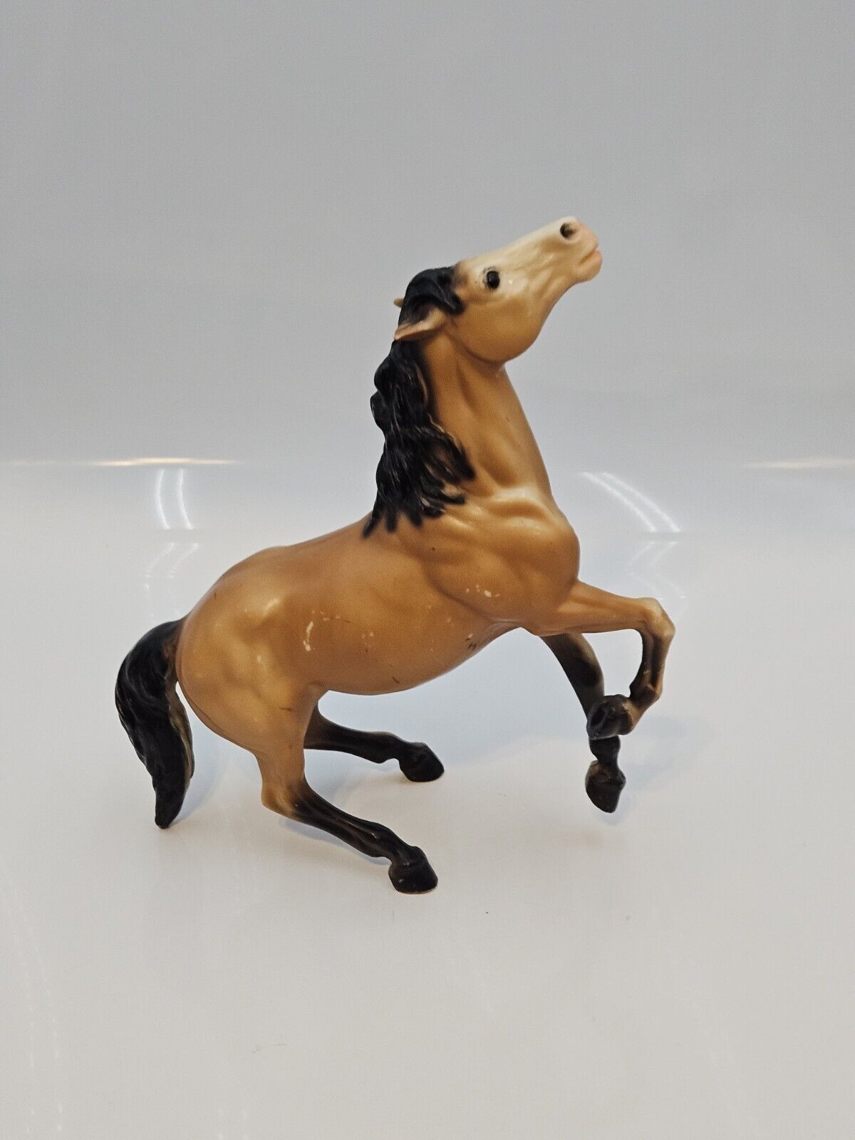 Vintage Breyer Horse #87 Semi Rearing Mustang Buckskin Diablo Made In USA 1960's