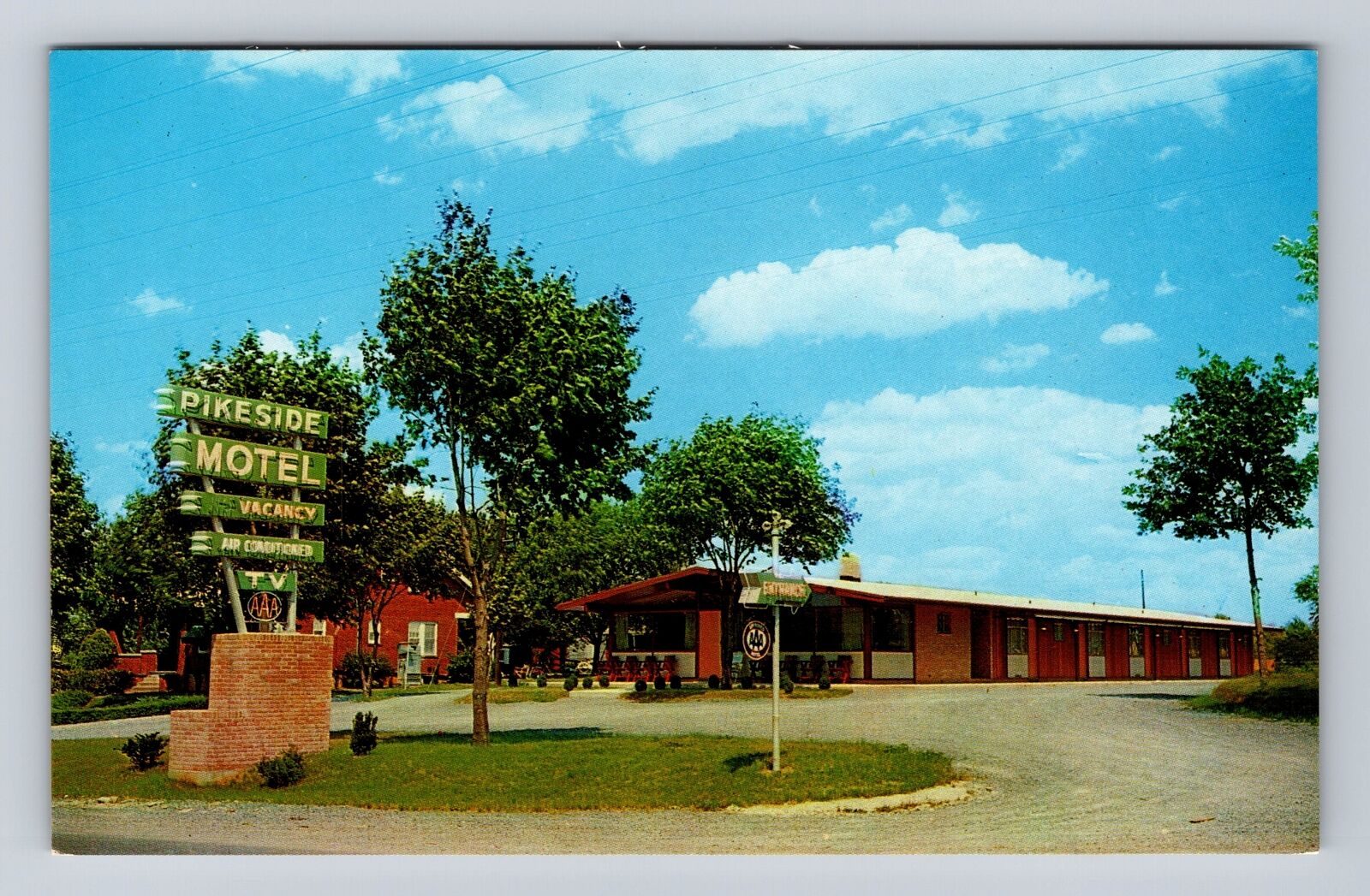 Martinsburg WV-West Virginia, Pikeside Motel, Advertisement, Vintage Postcard