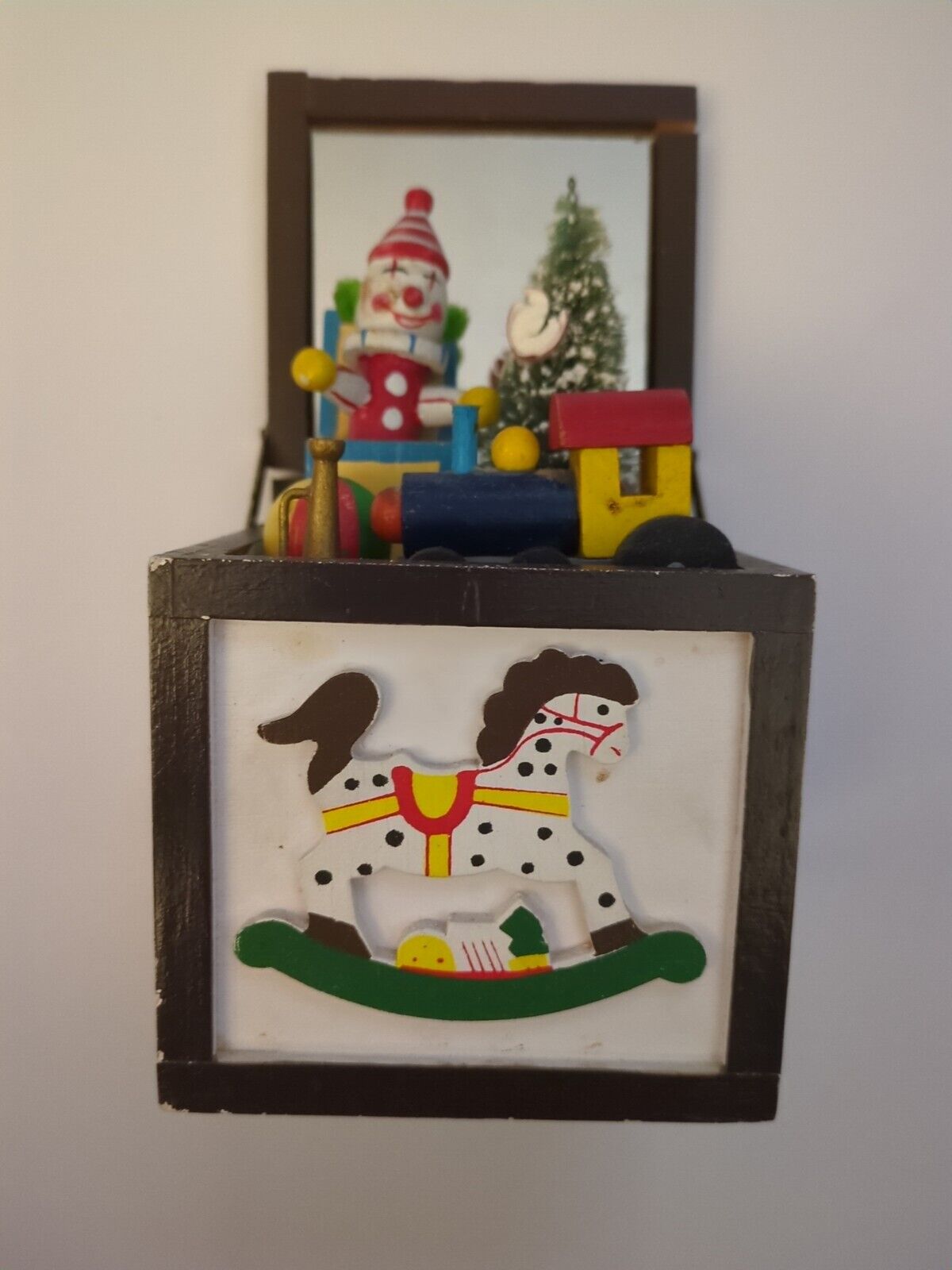 Vtg ENESCO My Favorite Things 1984 JACK-IN-THE-BOX, MUSIC BOX Toys Christmas