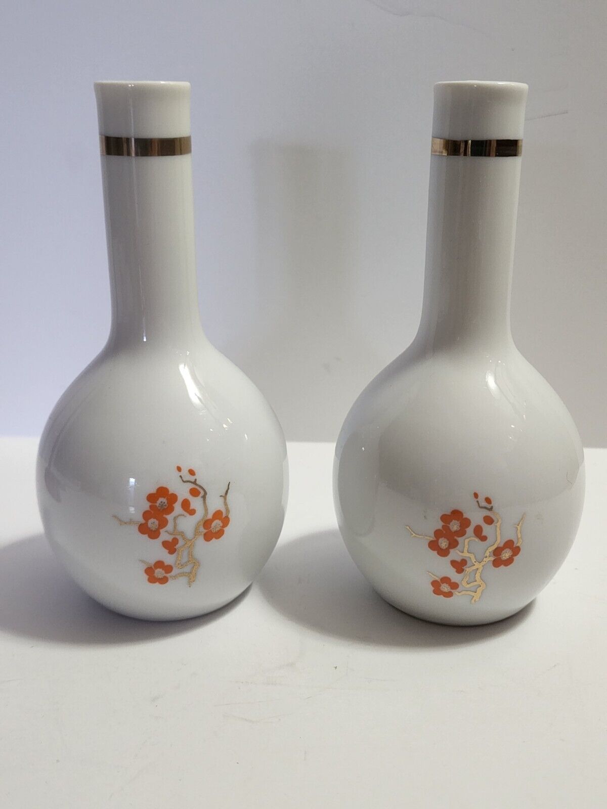 Mikasa Porcelain Bud Vases SET OF 2 Vintage Pretty Floral 5.75 In Vtg Home Decor