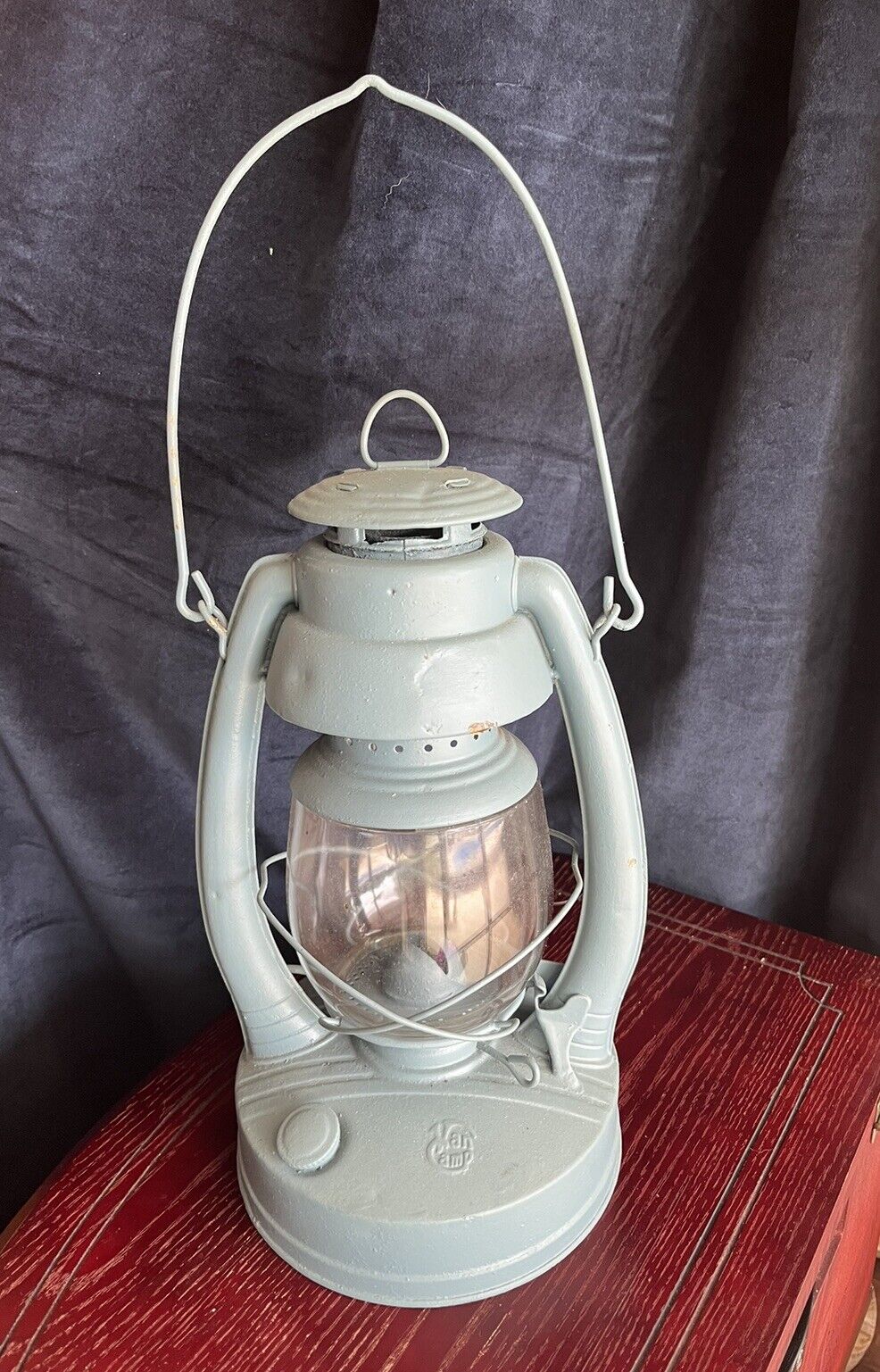 VINTAGE VAN CAMP GREEN Lantern No 180 Air Pilot Decor Antique - Good Condition