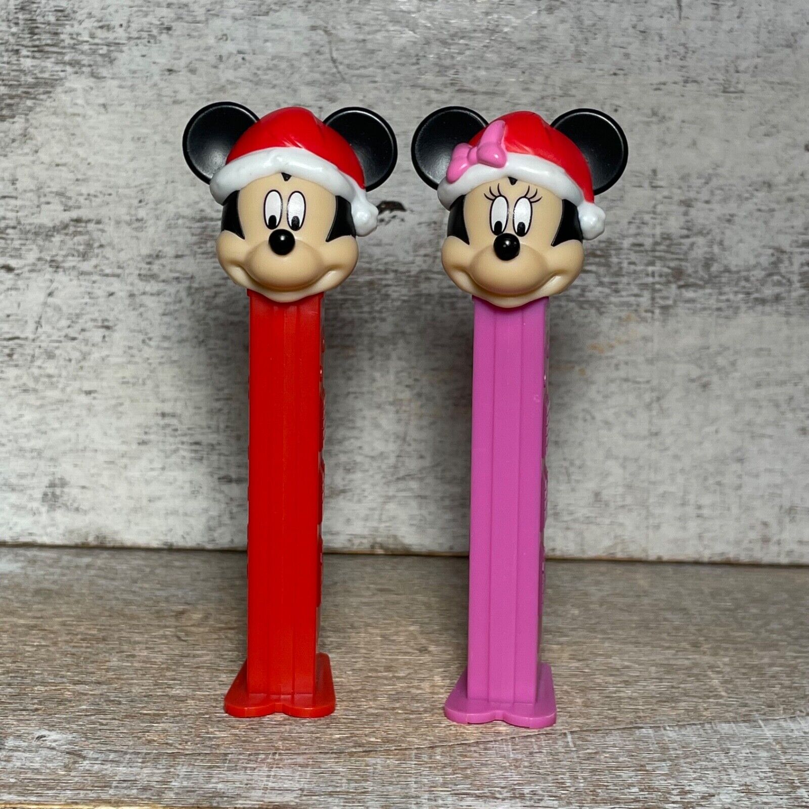 Lot of 2 Mickey and Minnie Mouse PEZ Dispenser Christmas Edition LOOSE PEZ