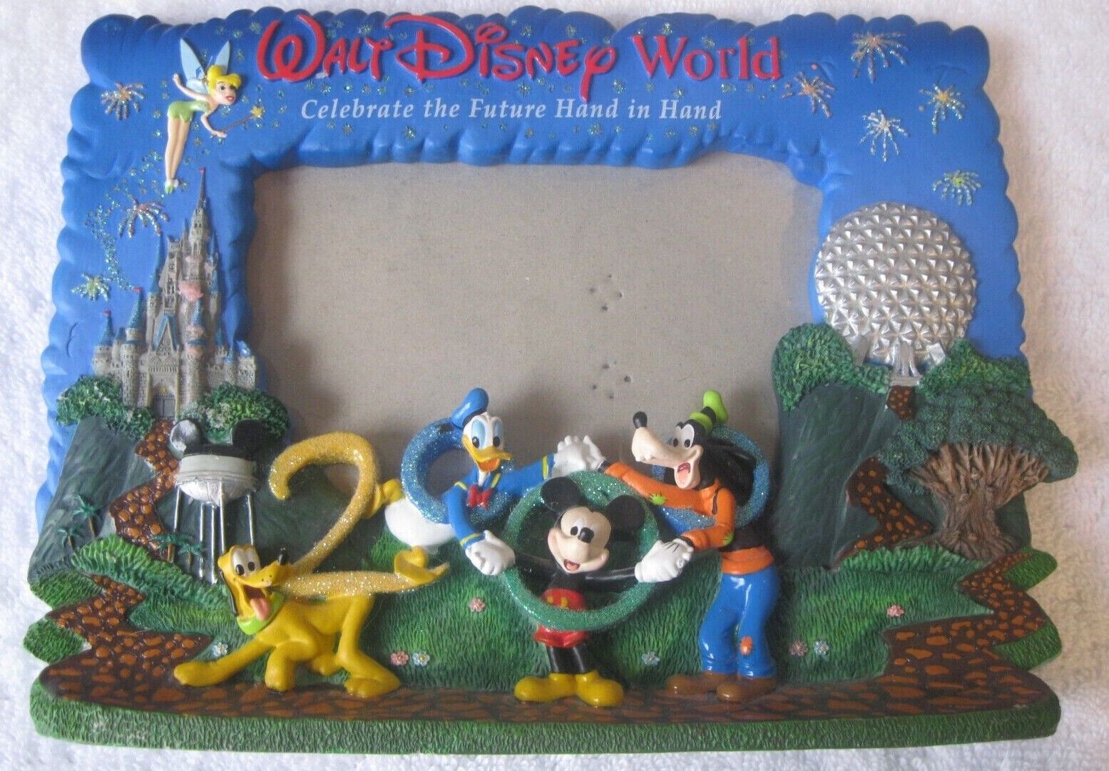 Vintage 2000 Walt Disney World Frame Photo Mickey Pluto Donald Duck Goofy