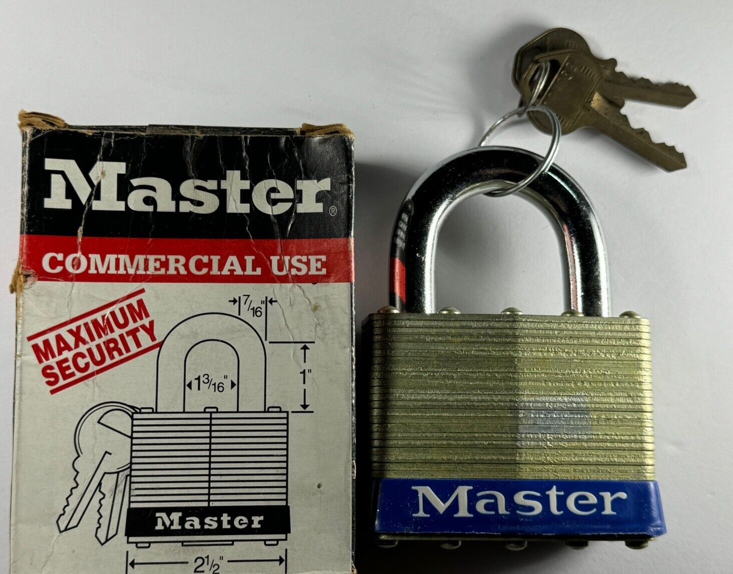 Vintage Master Commercial Use 15 Padlock - 2 1/2