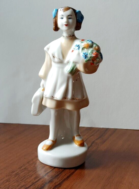 Statuette Schoolgirl USSR 1950s Soviet Vintage Porcelain Rare