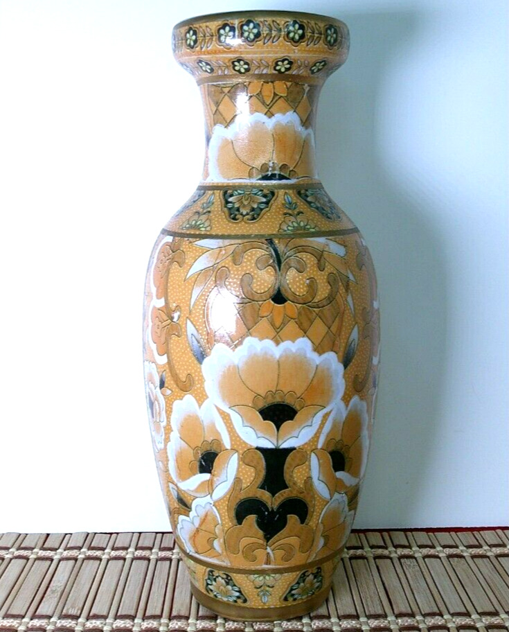 Satsuma Style Oriental Ceramic Vase Orange Floral Pattern 10\