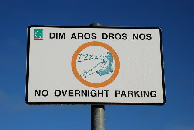 Photo 6x4 Dim Aros Dros Nos - No Overnight Parking Porthmadog Borth y Ges c2007