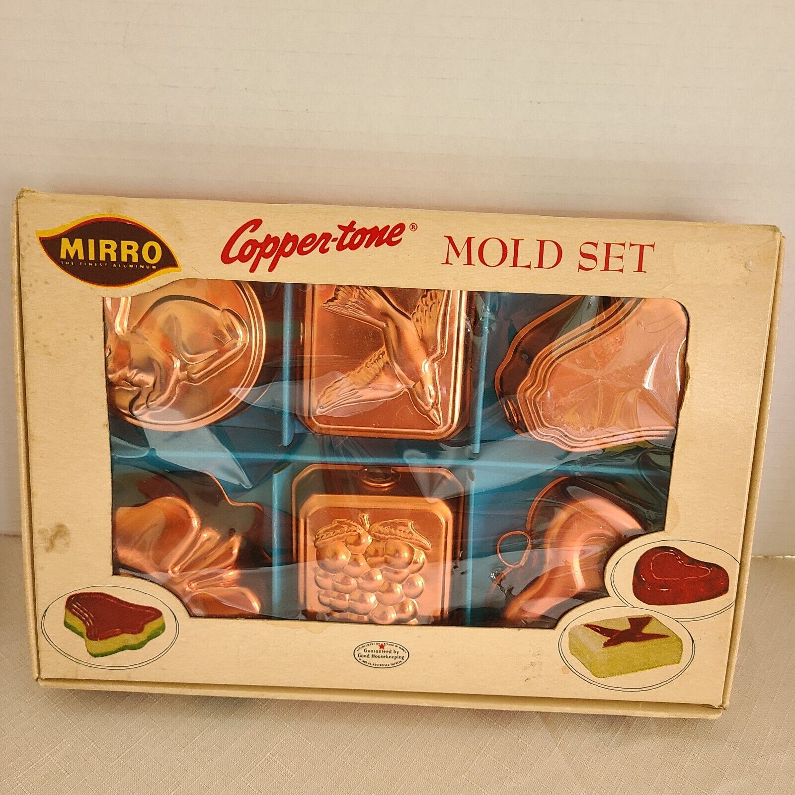 Vintage Mirro Copper Tone Mold Set in Original Display Box Wall Plaques Made USA
