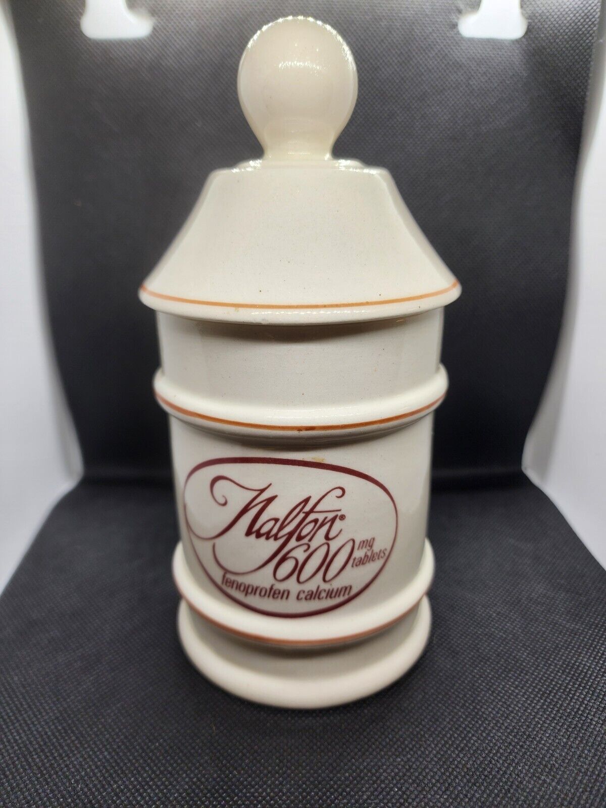 Eli Lilly Apothecary Jar 7” Painted Glass Nalfon 600mg White Gold Trim 1957