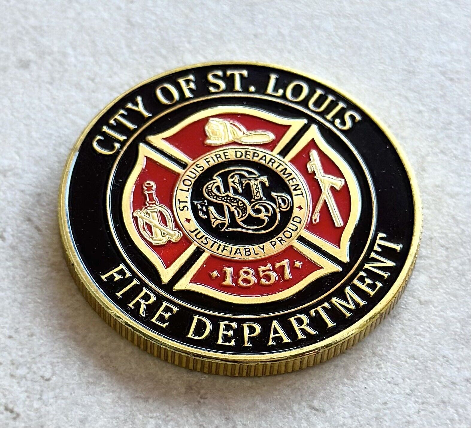 ST. LOUIS FIRE DEPT. Challenge Coin
