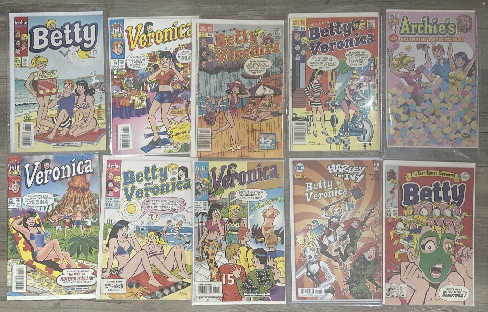Betty and Veronica Lot of 10 VF-NM BIKINI Covers Lot HIGH GRADE Newsstand Archie