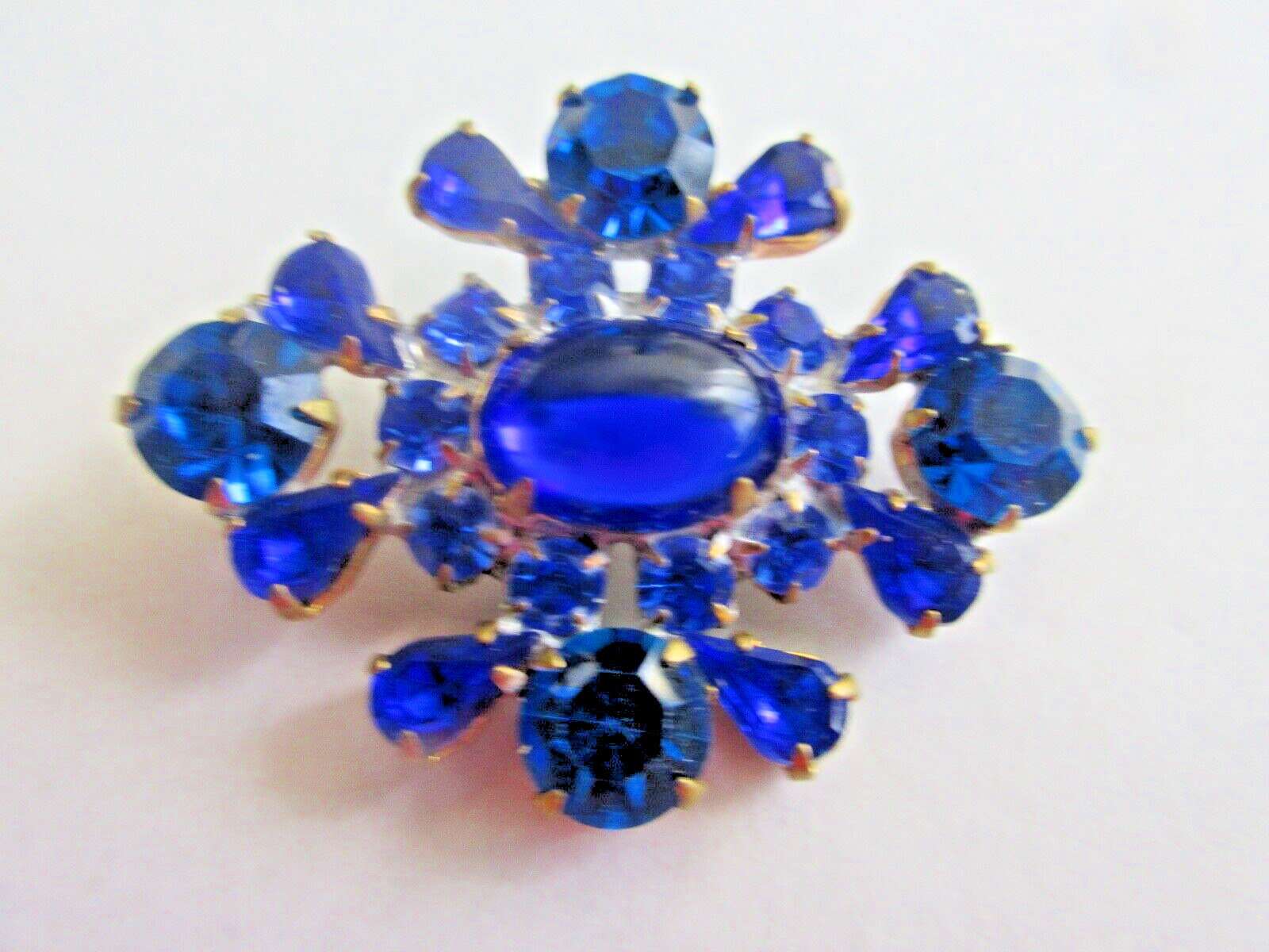 Magnificent Czech Vintage Glass Rhinestone Button    Royal Blue