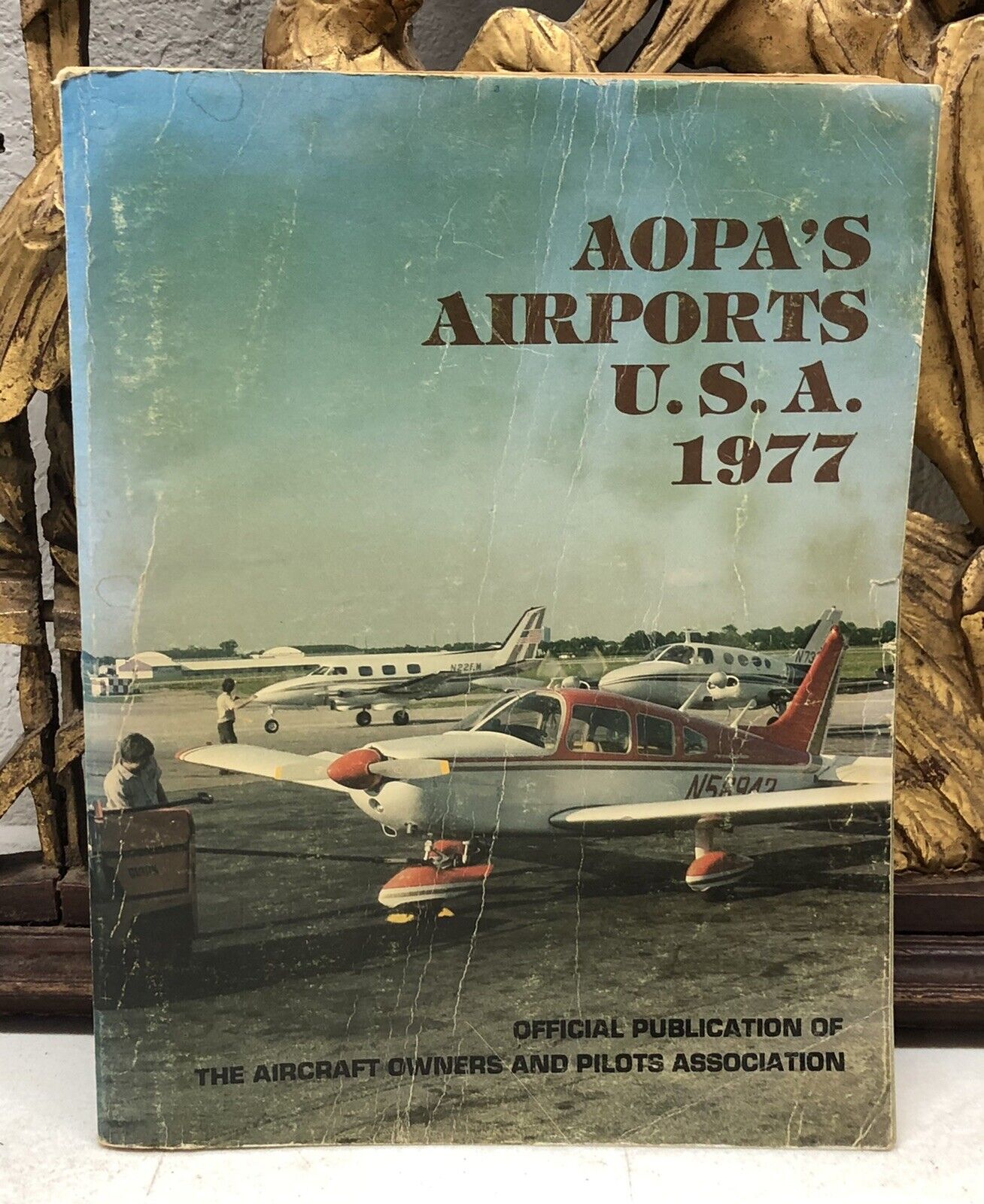 VINTAGE 1977 AOPA AIRPORTS USA DIRECTORY AIRCRAFT OWNERS PILOTS ASSOCIATION