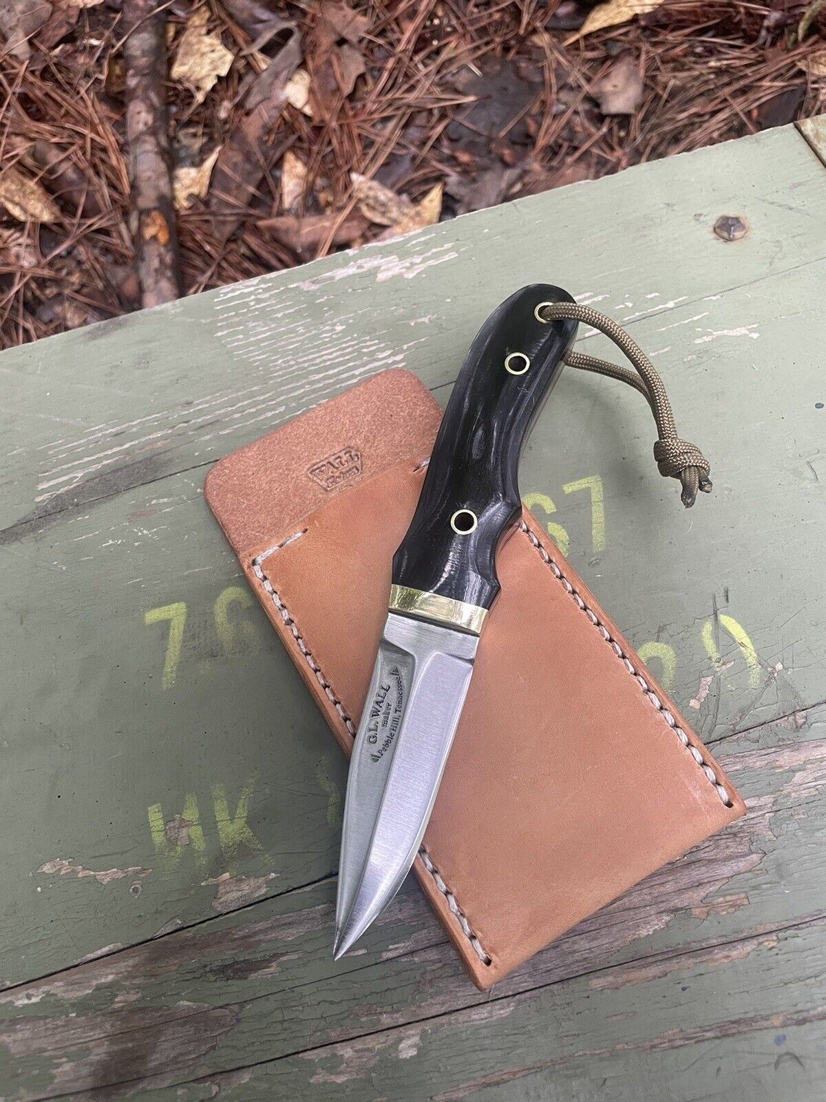 Wall Knives,  New York Special Model With Square Pocket Sheath