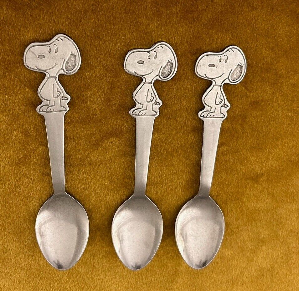DANARA Vintage (3) Youth Spoons Snoopy,