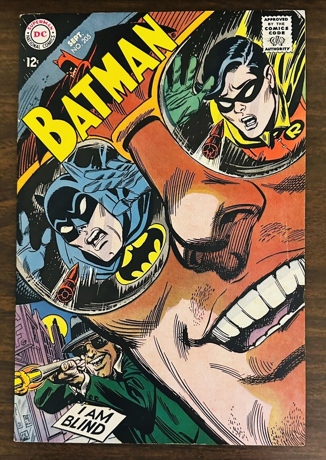 Batman (1940) #205 FN/VF (7.5) Irv Novick Cover/Art