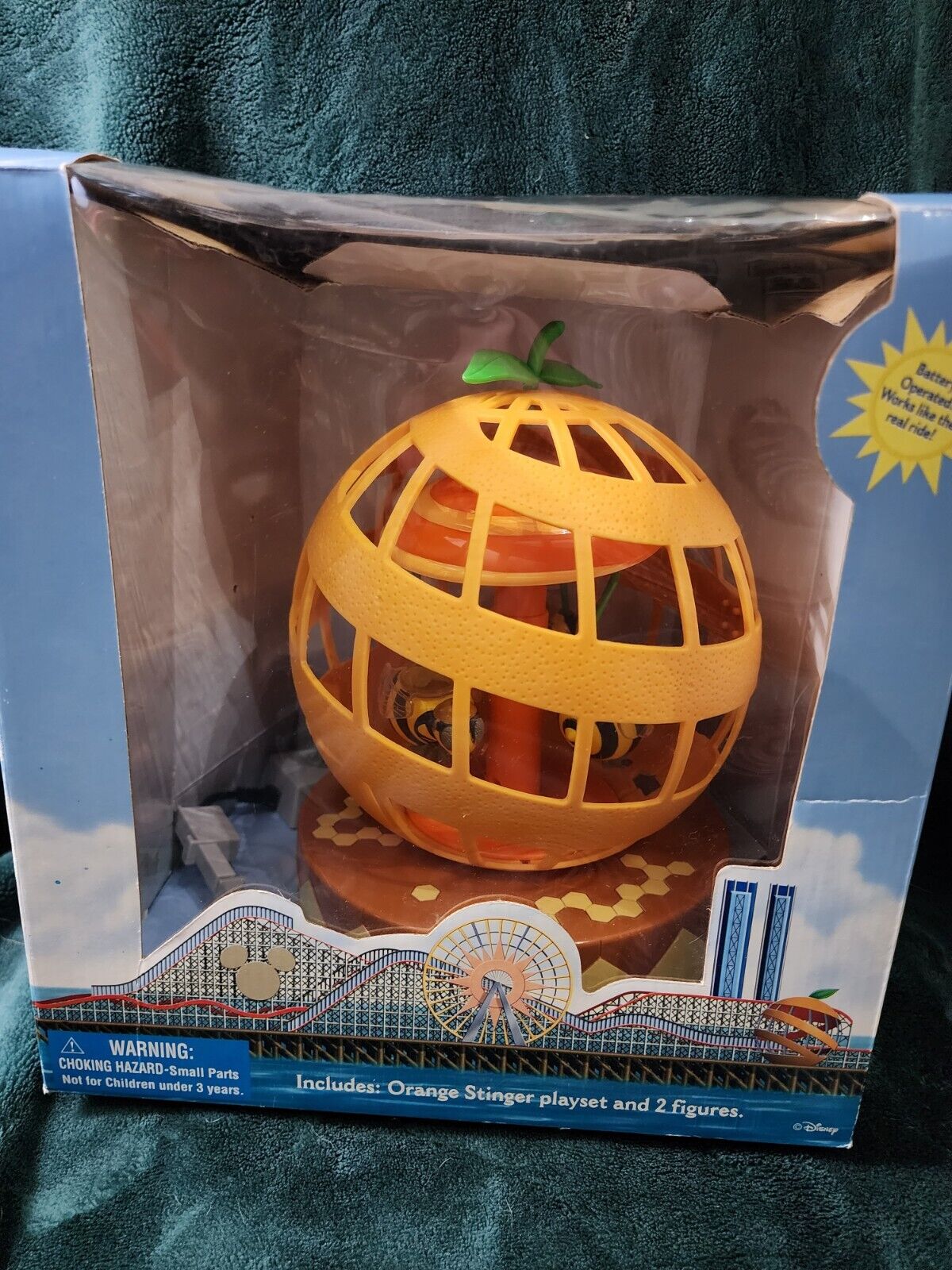DCA Disney's California Adventure Paradise Pier Ride Play Set Orange Stinger Toy