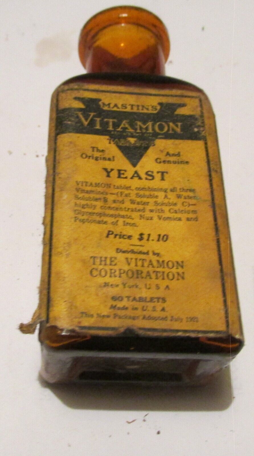 antique old bottle amber paper label Martins Vitamon Yeast NY NY 1921