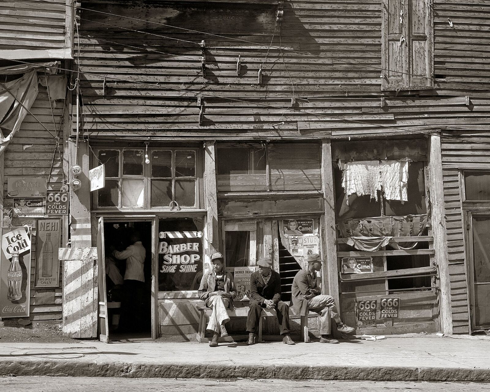 1936 RURAL BARBER SHOP Mississippi DEPRESSION ERA  8.5x11 PHOTO