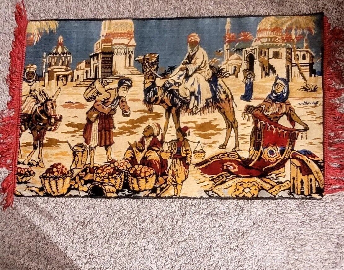 Vtg  Islamic Arabic Wall Hanging Carpet Oriental Desert Market Scene Tapestry 