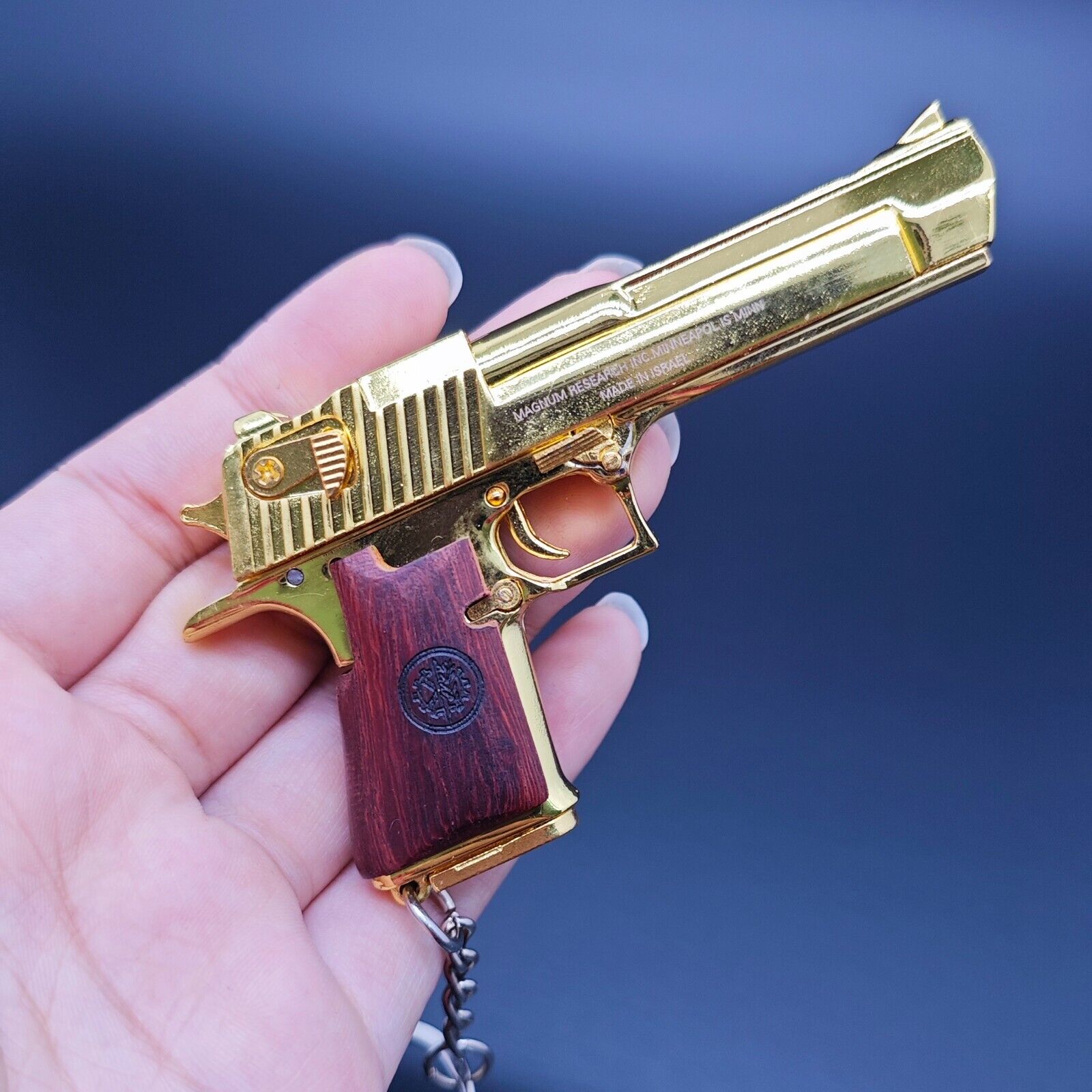 Gun Keychain,Mini Desert Eagle Keychain Metal Pistol Keychain with Wood Handle