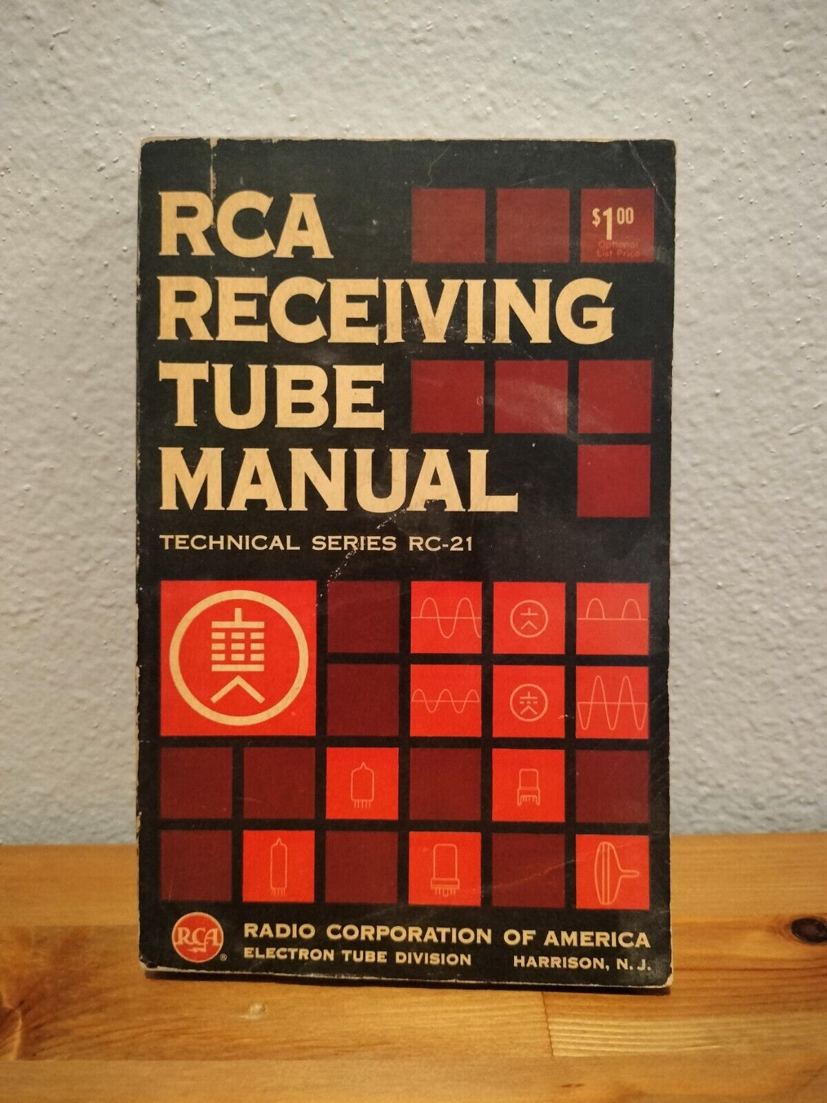 Vintage 60s RCA Receiving Tube Manual: Technical Series RC-21 (1961) 