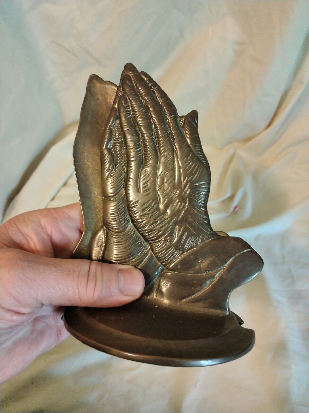 VINTAGE SOLID BRASS PRAYING HANDS BOOKENDS SIX AND A QUARTER BY FOUR AND A HALF 