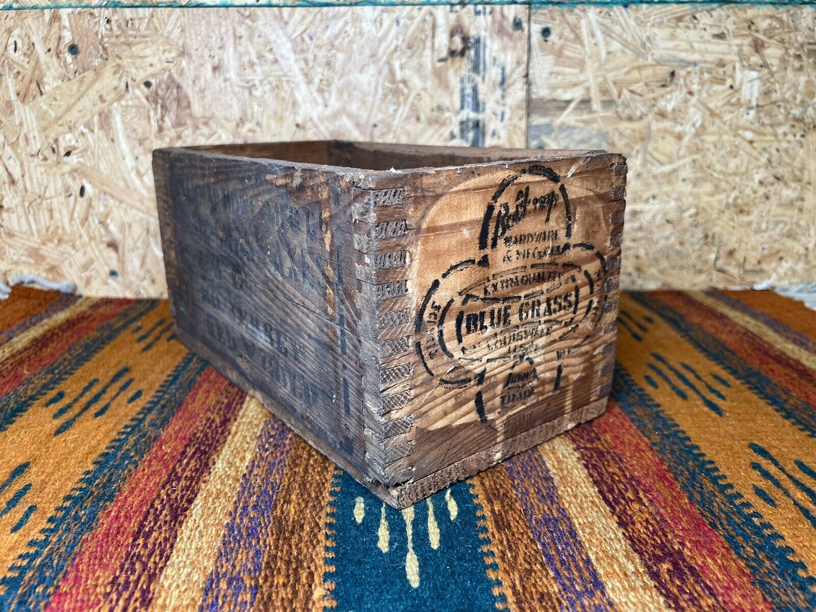 RARE Belknap Blue Grass Axes Wooden Crate Box Kentucky Advertisement 