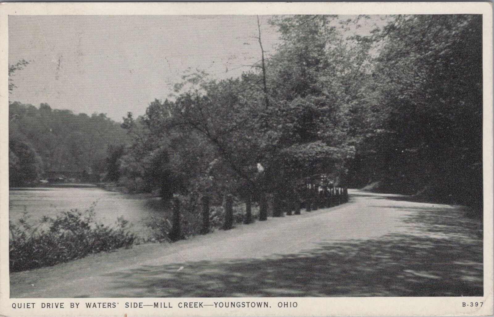 Quiet Drive by Waters' Side Mill Creek, Youngstown, Ohio 1939 Postcard