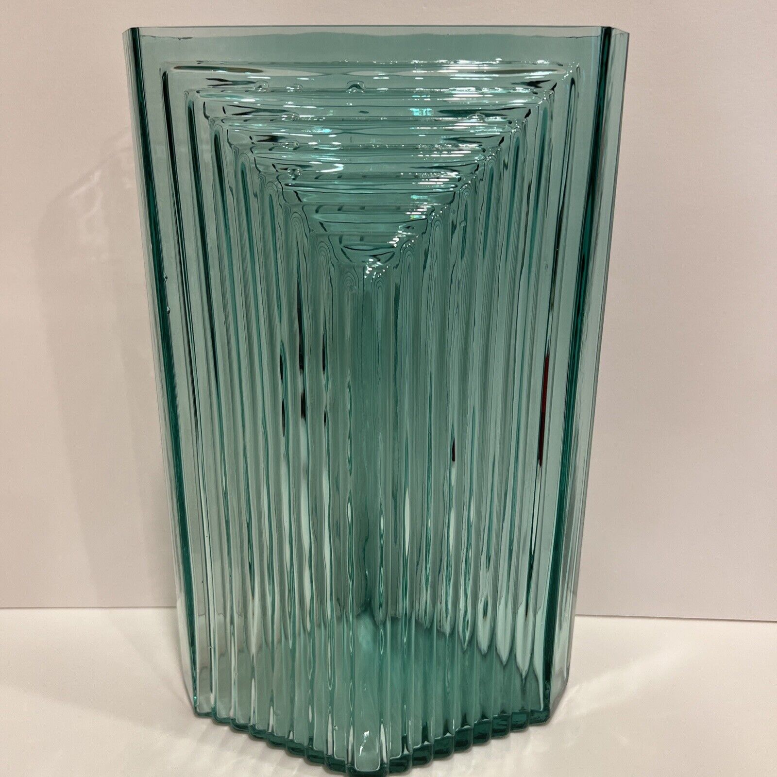 Unique ~ Mid-Century Vase Glass ~  Pilgram Glass - Green STUNNING -12”T
