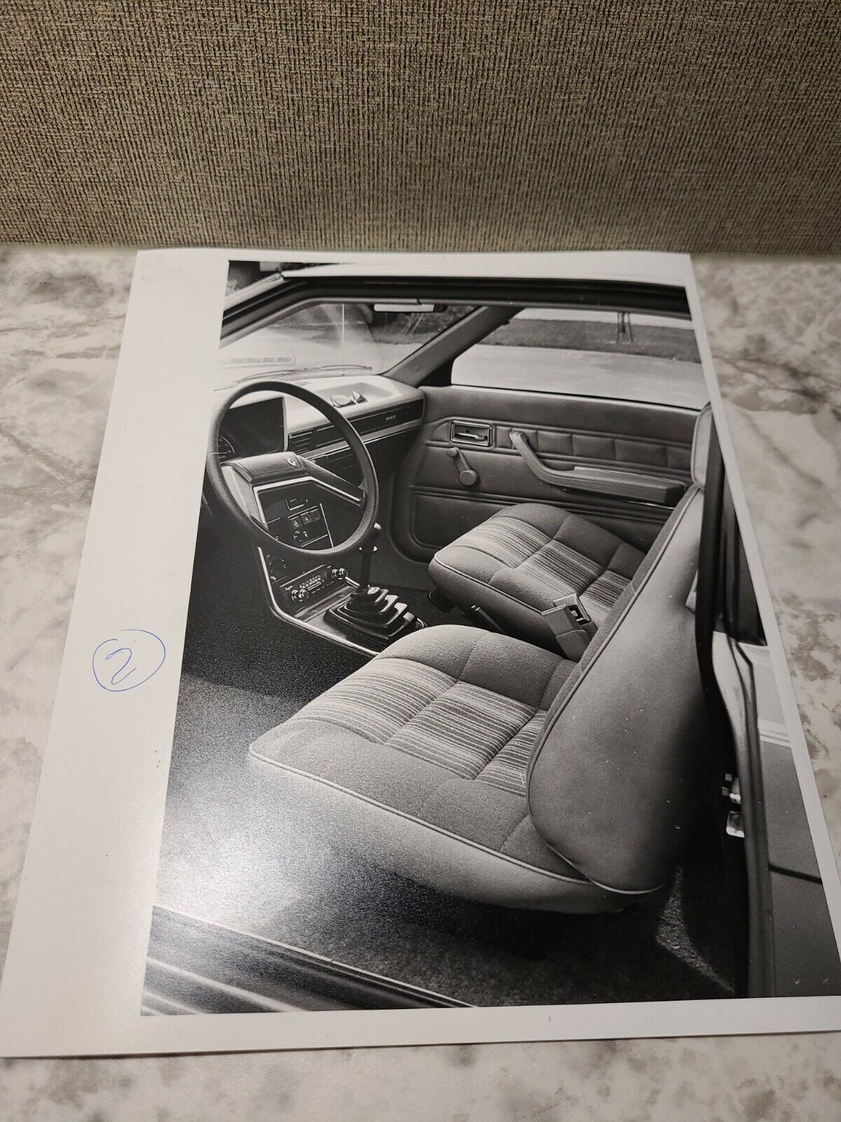 1983 Press Photo Renault Bucket Seats Manual Transmission Automotive Clutch
