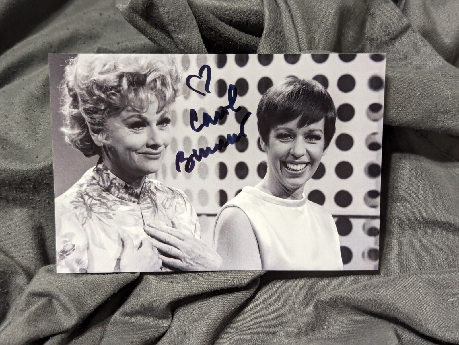 CAROL BURNETT AUTOGRAPHED HAND SIGNED PHOTO COMEDY LEGEND w/ Lucille Ball 