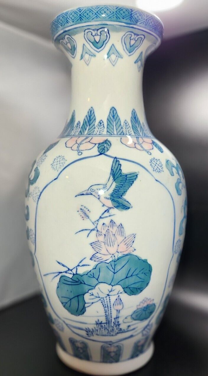 Vintage 13 Inch Hand Painted Unique HTF Porcelain Vase Gorgeous Asian Display