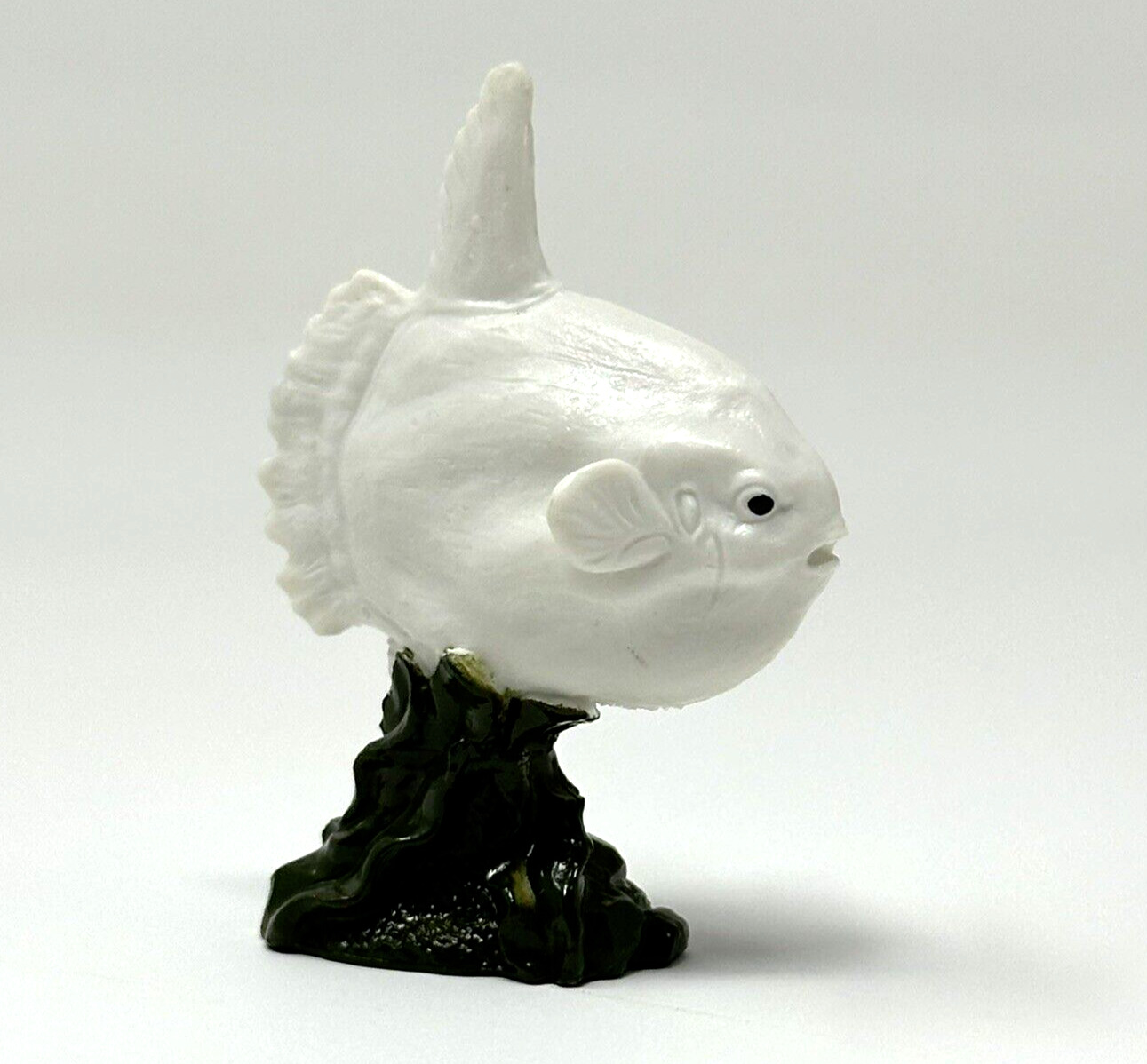 YOWIE Ocean Sunfish Collectible Toy Animal White Fish Wild Water Collection 2
